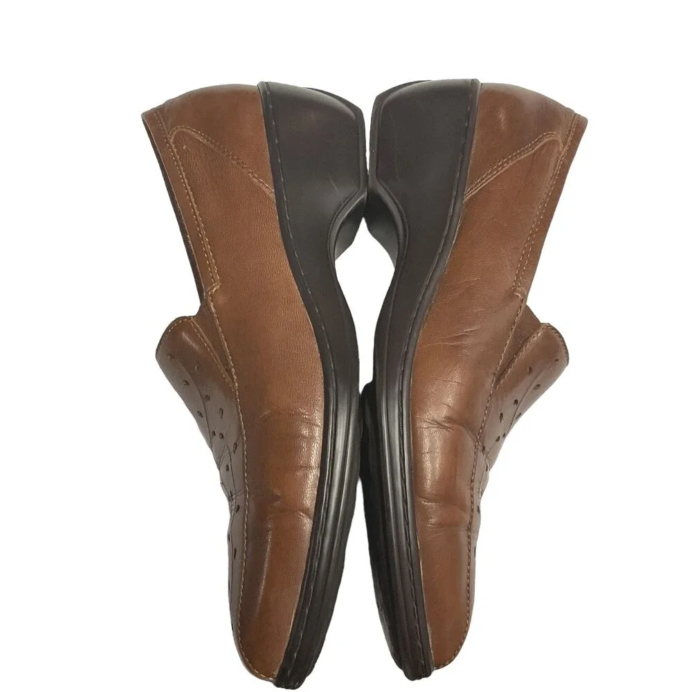 Aravon‎ Kiley Floral Cut Out Leather Loafers Slip on Shoes Brown Size 9.5 2A